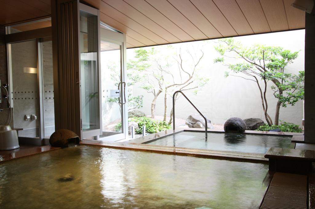 Uozu Manten Hotel Ekimae Exterior photo
